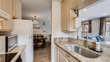 公寓客房, 2 間臥室 | 私人廚房