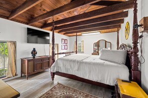 6 Schlafzimmer, Schreibtisch, WLAN, Bettwäsche