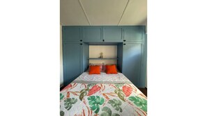 1 bedroom, iron/ironing board, free WiFi, bed sheets