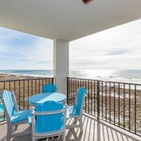 Condo, 1 Bedroom | Property grounds
