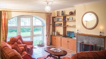 LCD TV, fireplace