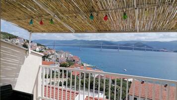 Căn hộ (One Bedroom Apartment with Terrace an) | Ngoại thất