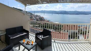 Appartement (One Bedroom Apartment with Terrace an) | Balcon