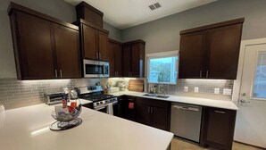 House, 2 Bedrooms, Smoking, Patio | Interior