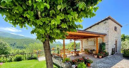 Torretta Sleeps 5 With Pool and Exclusiv