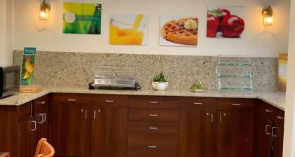 Quality Inn & Suites Prestonsburg
