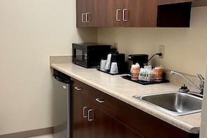 Room - Quality Inn & Suites Prestonsburg (Prestonsburg)