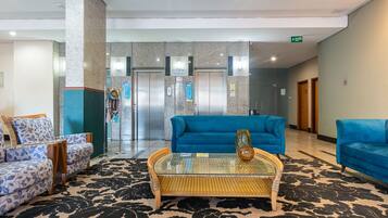 Apartamento urbano | Saguão