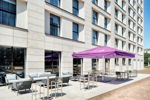 Exterior - Premier Inn Darmstadt City Centre (Darmstadt)