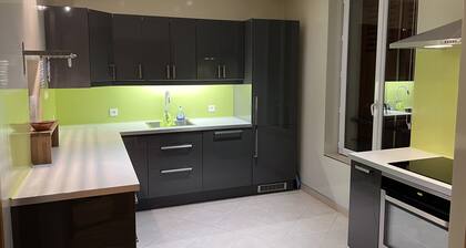 Air-conditioned house near RER / Paris / Disney / CDG