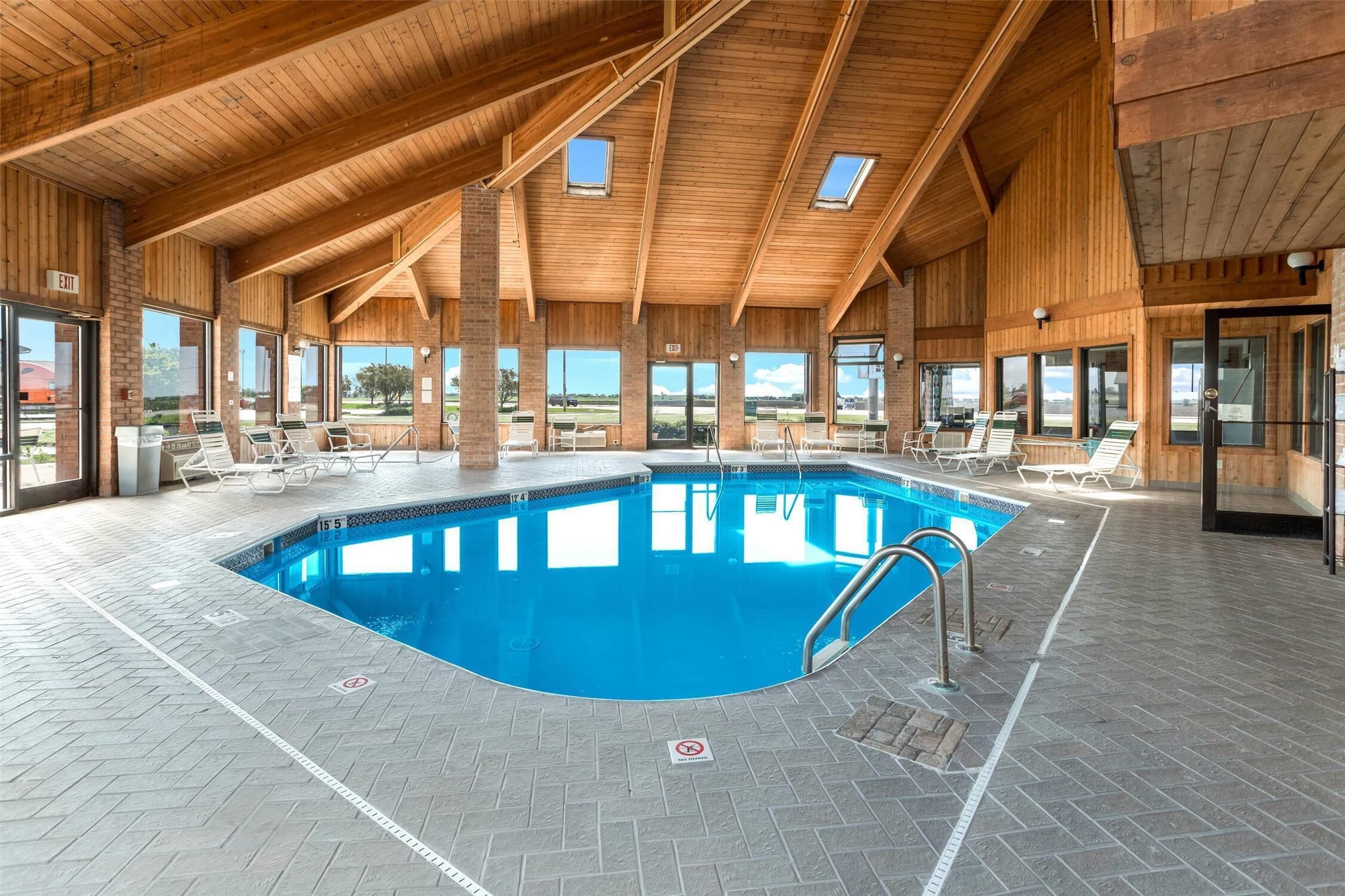 Indoor pool, outdoor pool