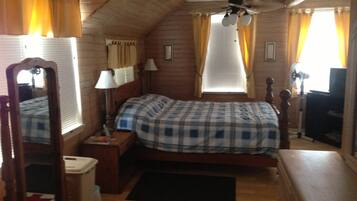 Talo, 4 makuuhuonetta, patio, järvinäköala | 4 makuuhuonetta