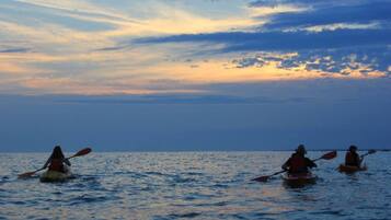 Talo, 4 makuuhuonetta, patio, järvinäköala | Ulkopuoli