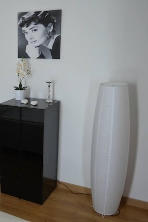 Departamento, 2 habitaciones, para fumadores, balcón | Área de sala de estar