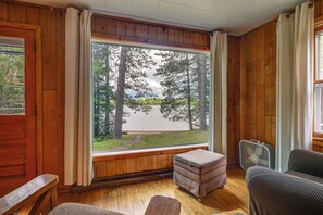 Interior - Private Dock + Screened Porch: Echo Lake Cabin (Mercer)