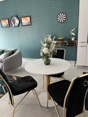 Restauration dans la chambre