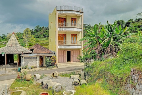 Homes Desa Wisata Conto