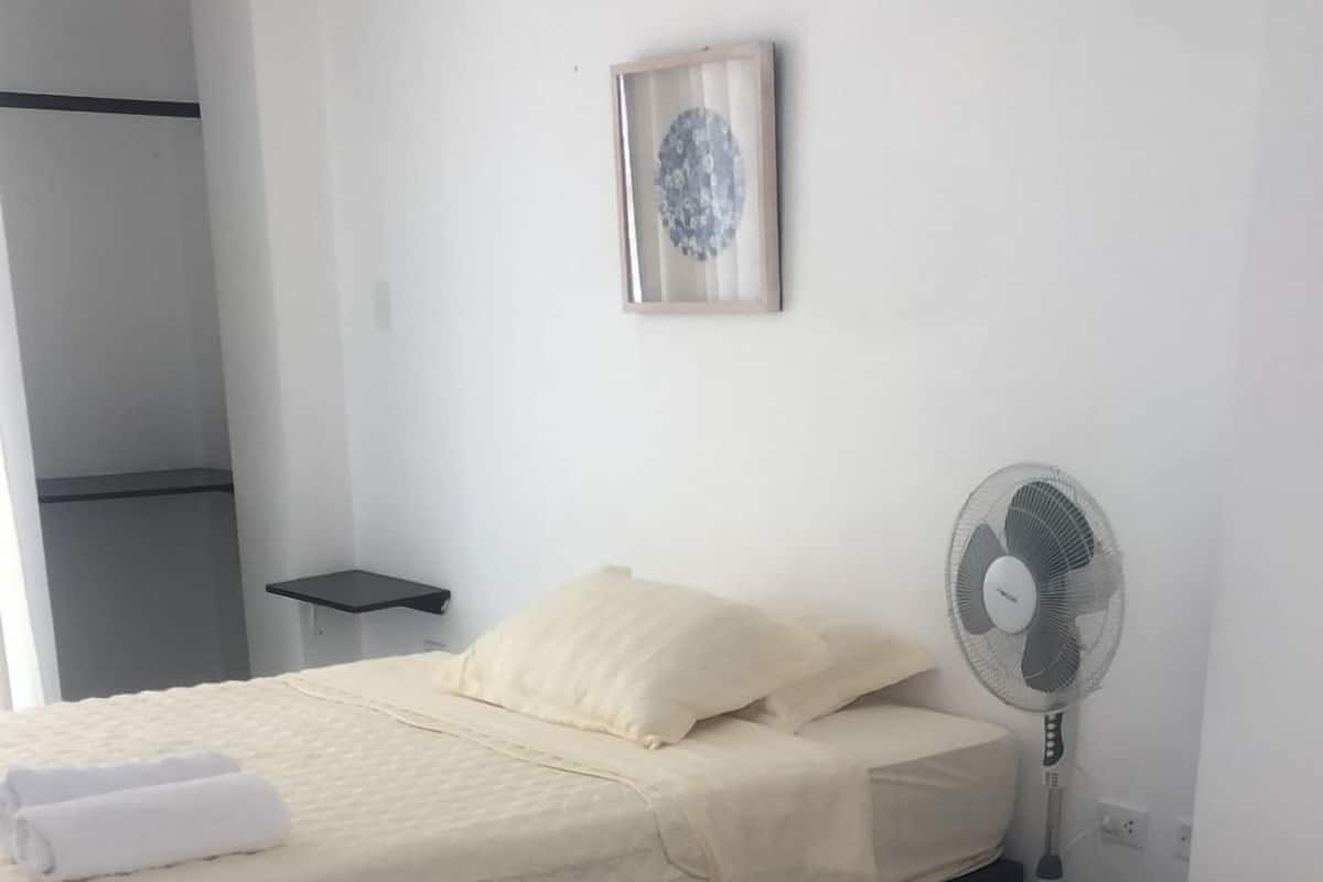Basic Twin Room | 2 bedrooms, free WiFi