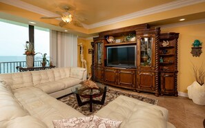 Living area - Phoenix IX by Brett Robinson Vacations (Orange Beach)