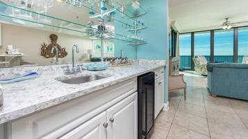 Kondominium, 3 kamar tidur | Interior