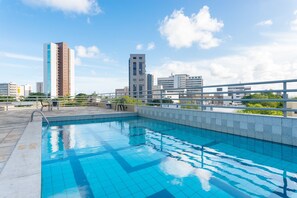 Outdoor pool - Flat na Ilha do Leite, Recife 1 quarto. Conforto e Excelente localização OTH1401 (Recife)