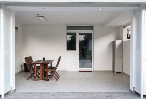 Brand New 2-bed Apartment With Patio