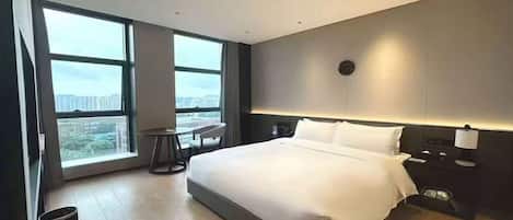 Room, 1 King Bed, Non Smoking