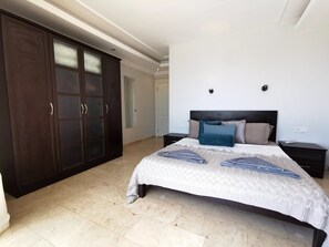 Villa (4 Bedrooms) | 4 bedrooms, laptop workspace, iron/ironing board, bed sheets - Private Pool & Jacuzzi Bliss: Family Escape, Alanya Villa 1005 (Alanya)