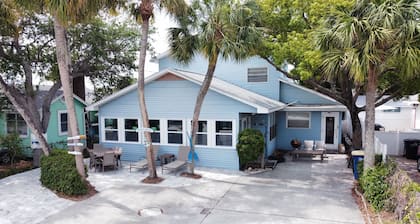 Newly Remodeled Deluxe Studio-No storm damage