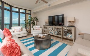 Living area - Phoenix West II by Brett/Robinson Vacations (Orange Beach)