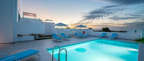 Villa, 4 chambres, piscine privée, vue jardin | Piscine