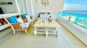 Apartment, 3 Bedrooms, Accessible, Smoking | Balcony