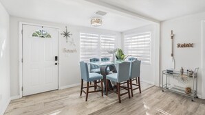 House, 2 Bedrooms, Accessible, Smoking | Dining - 7 Mins From the Beach and 15 Mins Maximo Boat Ramp (St. Petersburg)