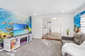 House, 2 Bedrooms, Accessible, Smoking | Room amenity - 7 Mins From the Beach and 15 Mins Maximo Boat Ramp (St. Petersburg)