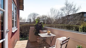 Apartamento, 2 habitaciones, balcón, vistas al jardín | Balcón