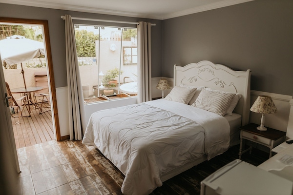 Suíte | 1 quarto, individualmente decorados, individualmente mobiliados