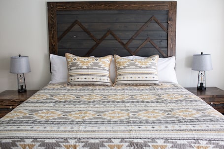 Free WiFi, bed sheets