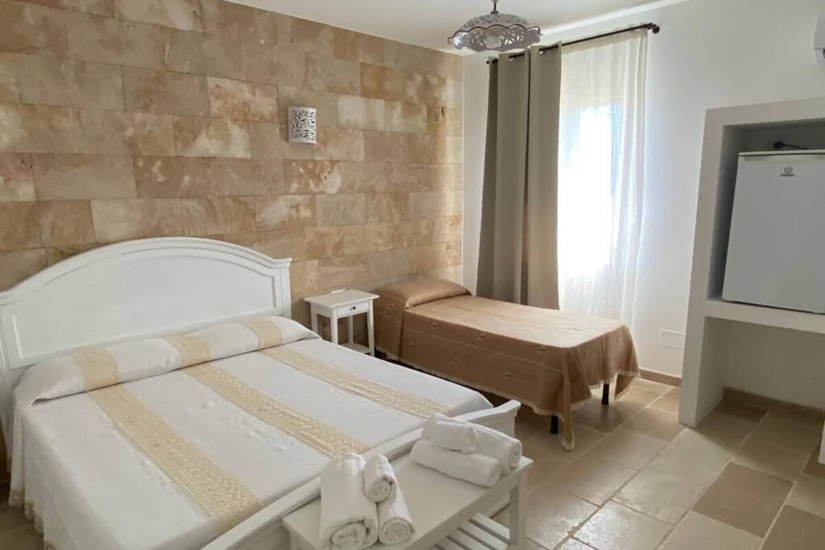 Blackout curtains, soundproofing, free WiFi, bed sheets