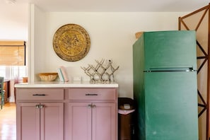 Interior - The Lookout - A Hill Country Cottage (San Marcos)