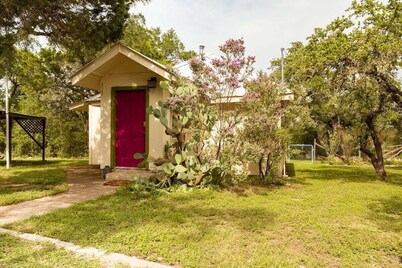 The Lookout - A Hill Country Cottage
