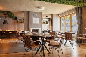 Interior - BOUTIQUE Hotel Entry E (Bansko)