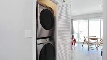 Casa, várias camas (Sunny Beach Retreat B) | Parte interna