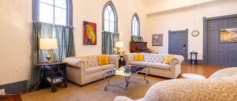 Smart TV, DVD player, books, video library