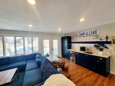 Lakeside Sand Beach House on 3 Acres of fun Near Nisswa and Cross Lake. 