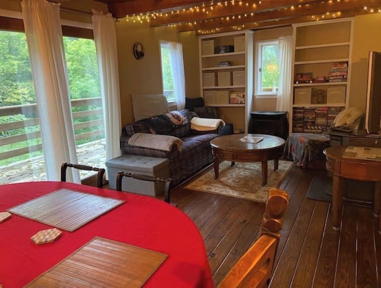 Magical Log Cabin Nestled By Creeks, Shenandoah Valley - Staunton, VA
