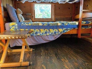 4 Schlafzimmer, Bügeleisen/Bügelbrett, kostenloses WLAN, Bettwäsche