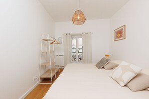 2 camere, ferro/asse da stiro, Wi-Fi gratuito, lenzuola