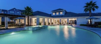 Comfy Boho Suite- 15min from IAH-SEASON DISCOUNT