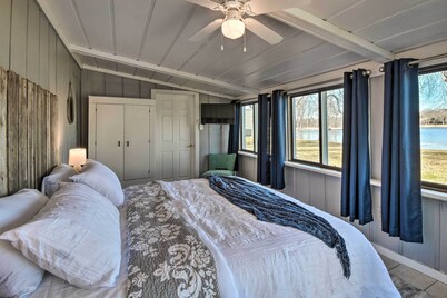 Riverfront Dixon, Illinois, Vacation Rental!