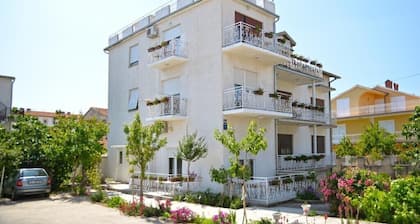 Apartments Crljić - Studio Two-Bedroom Apartment with Balcony